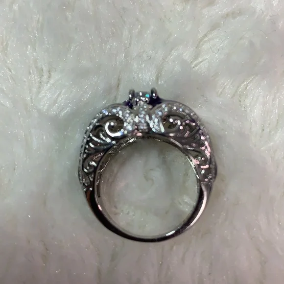 Sterling silver ring - Picture 2 of 3